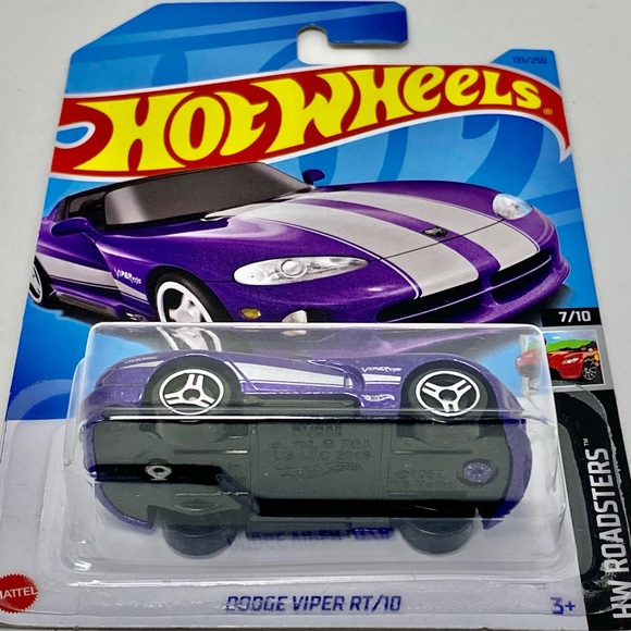 β
 π 4/$20 π NEW MATTEL HOT WHEELS 7/10 HW ROADSTERS DODGE VIPER RT/10 #131/250 - Picture 3 of 3